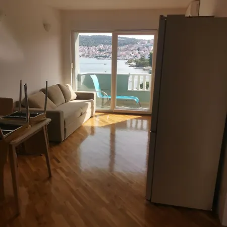 Croatika On The * Trogir