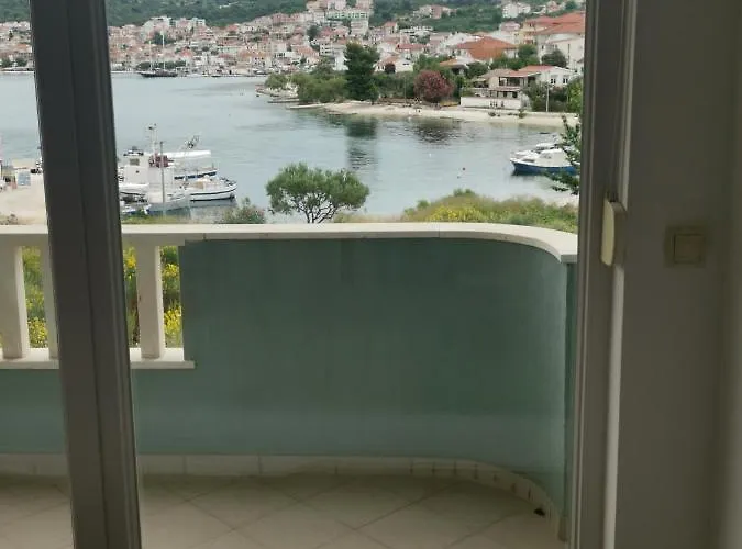 Croatika On The Trogir