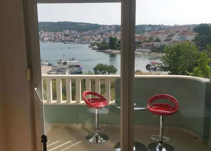 Croatika On The Trogir